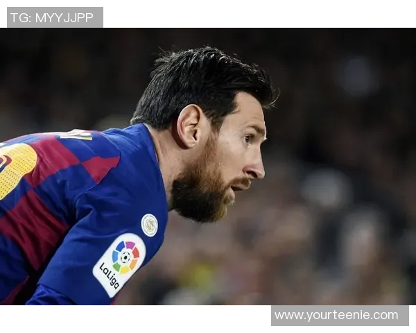 穿烂鞋的足球明星背后的坚持与奋斗故事