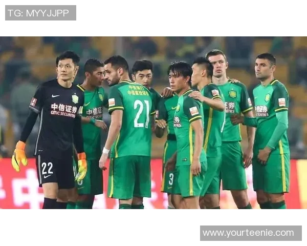 重庆足球队以70分领跑总决赛积分榜展现强劲实力 重庆足球队以70分领跑总决赛积分榜展现强劲实力